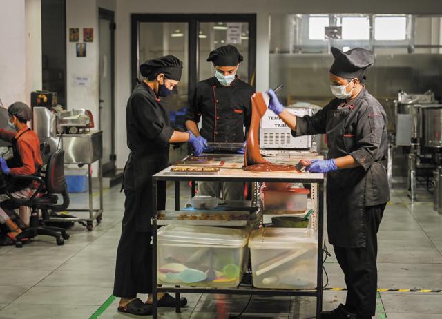 Good chocolate, like a good wine, draws on beans from a single farm, so the flavours are pronounced. (Raj K Raj/HT Archive) Good chocolate, like a good wine, draws on beans from a single farm, so the flavours are pronounced. (Raj K Raj/HT Archive)
