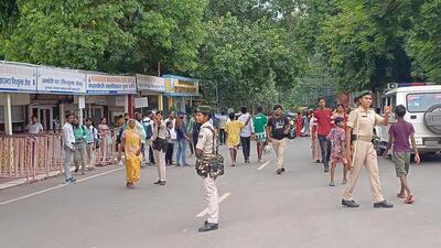 At Bodhgaya on Friday, shortly after a police constable was found lying in a pool of blood, with gunshot injuries on head. (HT photo)