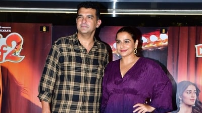 Actor Vidya Balan along with producer husband Siddharth Roy Kapur also attended Dream Girl 2 screening. Siddharth's brothers Aditya Roy Kapur and Kunal Roy Kapur were also present at the event. Actor Vidya Balan along with producer husband Siddharth Roy Kapur also attended Dream Girl 2 screening. Siddharth's brothers Aditya Roy Kapur and Kunal Roy Kapur were also present at the event. 