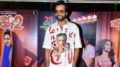 Abhishek Bannerjee attended the Dream Girl 2 screening in a graphic shirt. He plays the role of one of Pooja's lovers Shahrukh Saleem in the film. Ayushmann plays Pooja when he decks up as a glamourous woman. Abhishek Bannerjee attended the Dream Girl 2 screening in a graphic shirt. He plays the role of one of Pooja's lovers Shahrukh Saleem in the film. Ayushmann plays Pooja when he decks up as a glamourous woman. 