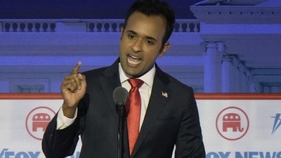Republican presidential candidate businessman Vivek Ramaswamy speaks during a Republican presidential primary debate hosted by FOX News Channel in Milwaukee (AP) (HT_PRINT)