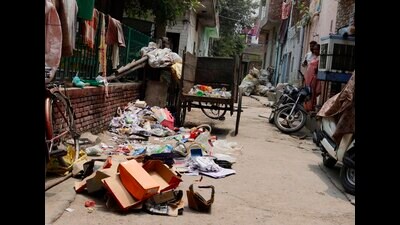 Responding to the concerns, Sonam Chaudhary, the zonal commissioner of Zone B, said, “I have already instructed the teams concerned to address and clear the sewage blockage issue. A team will be dispatched to ensure the cleanliness of the colony and to address the other challenges being faced by the residents.” (Manish/HT) Responding to the concerns, Sonam Chaudhary, the zonal commissioner of Zone B, said, “I have already instructed the teams concerned to address and clear the sewage blockage issue. A team will be dispatched to ensure the cleanliness of the colony and to address the other challenges being faced by the residents.” (Manish/HT)