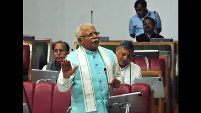 When people were rejoicing on Friday watching the much-awaited video of the Pragyan rover leaving the Indian emblem imprint on the lunar surface, Haryana BJP and Congress leaders were engaged in a verbal duel in the assembly over who should be credited with Mission Moon’s success in Haryana assembly. (Keshav Singh/HT) When people were rejoicing on Friday watching the much-awaited video of the Pragyan rover leaving the Indian emblem imprint on the lunar surface, Haryana BJP and Congress leaders were engaged in a verbal duel in the assembly over who should be credited with Mission Moon’s success in Haryana assembly. (Keshav Singh/HT)