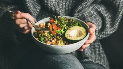 Early dinner: Have dinner early (2-3 hours before sleeping). Don't eat past 7pm. Avoid late night and late-night snacking. (Unsplash) Early dinner: Have dinner early (2-3 hours before sleeping). Don't eat past 7pm. Avoid late night and late-night snacking. (Unsplash)