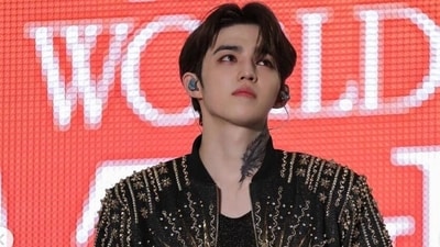 SEVENTEEN's S. Coups had a successful surgery after knee injury. SEVENTEEN's S. Coups had a successful surgery after knee injury.