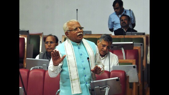 When people were rejoicing on Friday watching the much-awaited video of the Pragyan rover leaving the Indian emblem imprint on the lunar surface, Haryana BJP and Congress leaders were engaged in a verbal duel in the assembly over who should be credited with Mission Moon’s success in Haryana assembly. (Keshav Singh/HT)