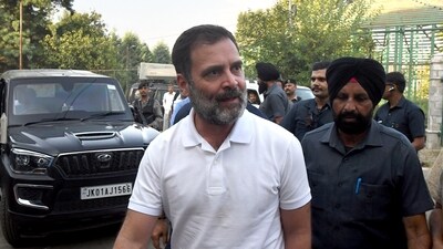 Congress leader Rahul Gandhi reaches Srinagar, on Friday. (ANI Photo) (Imran Nissar)
