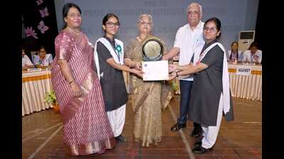 Awards being distributed to winners (HT Photo)