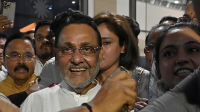 Mumbai, India - Aug 14, 2023 : NCP leader Nawab Malik leaves from the Hospital after being granted a Bail at Kurla, in Mumbai, India, Monday, Aug 14, 2023. (Photo by Vijay Bate/HT Photo) (Hindustan Times) Mumbai, India - Aug 14, 2023 : NCP leader Nawab Malik leaves from the Hospital after being granted a Bail at Kurla, in Mumbai, India, Monday, Aug 14, 2023. (Photo by Vijay Bate/HT Photo) (Hindustan Times)
