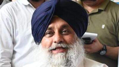 Shiromani Akali Dal (SAD) president Sukhbir Singh Badal addressed a press conference in Chandigarh on Saturday. (HT File)