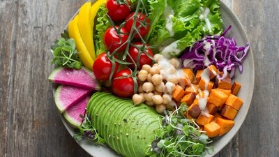 Balanced macronutrient intake: Focus on consuming adequate proteins, healthy fats, and complex carbohydrates to support thyroid function, energy levels, and maintain a steady metabolism. (Unsplash) Balanced macronutrient intake: Focus on consuming adequate proteins, healthy fats, and complex carbohydrates to support thyroid function, energy levels, and maintain a steady metabolism. (Unsplash)