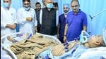 Rajasthan chief minister Ashok Gehlot visits SMS hospital in Jaipur to inquire about health of Rameshwar Dudi (HT Phot/sourced)