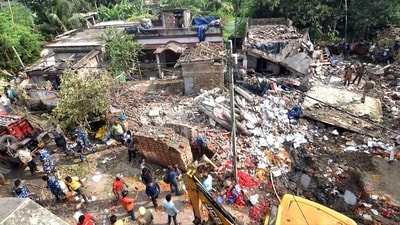 The explosion took place when several people were working at the factory in Nilgunj's Moshpole in Duttapukur police station area, around 30 km north of Kolkata, they said. (ANI) The explosion took place when several people were working at the factory in Nilgunj's Moshpole in Duttapukur police station area, around 30 km north of Kolkata, they said. (ANI)