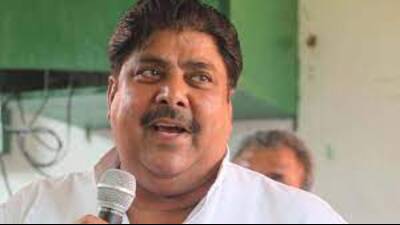 Jannayak Janta Party (JJP) chief Ajay Chautala on Sunday claimed that his party will contest the upcoming parliamentary polls in alliance with the BJP. (HT File)