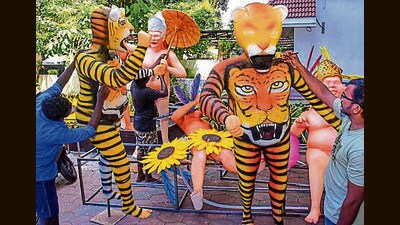 Kochi: Artists work on statues ahead of the festival of Onam in Kochi. (PTI) Kochi: Artists work on statues ahead of the festival of Onam in Kochi. (PTI)