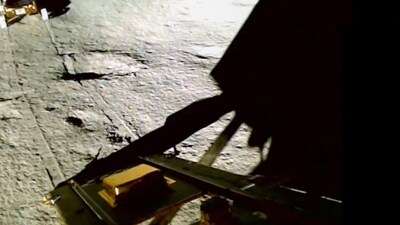Chandrayaan-3 Pragyan rover roams around the 'Shiv Shakti Point', Vikram's lander's touchdown spot, on the Moon at the south pole. (PTI) Chandrayaan-3 Pragyan rover roams around the 'Shiv Shakti Point', Vikram's lander's touchdown spot, on the Moon at the south pole. (PTI)