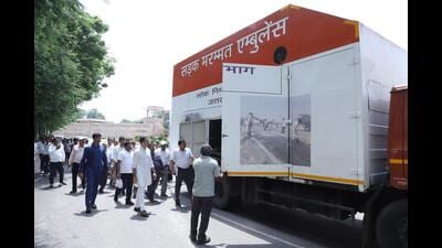 Public works officials conduct a test run for a road ambulance in the presence of minister Jitin Prasad, in Lucknow recently. (HT) Public works officials conduct a test run for a road ambulance in the presence of minister Jitin Prasad, in Lucknow recently. (HT)