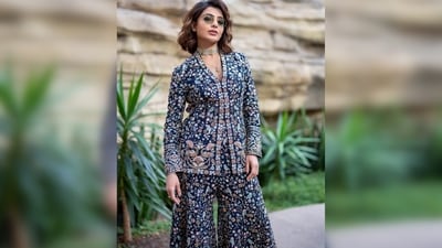 Samantha Prabhu's attire comprises a beautifully designed jacket paired with gharara pants. (Instagram/@samantharuthprabhuofficial) Samantha Prabhu's attire comprises a beautifully designed jacket paired with gharara pants. (Instagram/@samantharuthprabhuofficial)