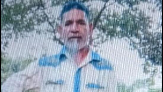 According to the police, after scanning the CCTV footage, they found that at the time of the murder, Mansura and Patil were at Jivdani Temple in Virar East along with her kids, however, Ali was spending a picnic with his friends at Kalamb Beach in Nalasopara. (HT PHOTO)