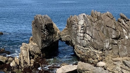 Vietnam's 'kissing rocks' are seen.