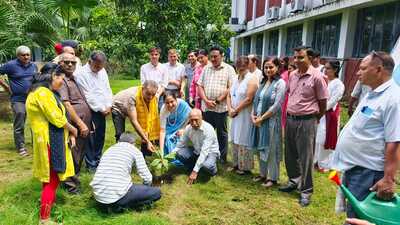 “Tree Man” Rahul Mahajan provided a batch of 30 fruit trees. (HT Photo)