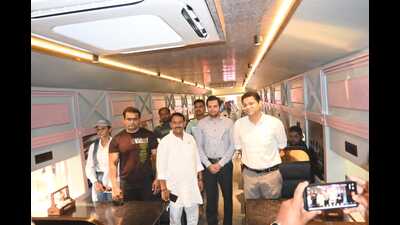 A newly constructed rail coach restaurant was inaugurated outside Charbagh railway station in Lucknow on August 28. (HT photo)