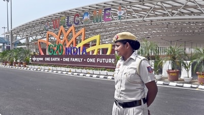 New Delhi, India - Aug. 27, 2023: Traffic is being stopped as Delhi Police along with Traffic Police officials conducts a Carcade Rehearsals for the G20 Delegates ahead of G20 summit at Bharat Mandapam, Pragati Maidan, in New Delhi, India, on Sunday, August 27, 2023. (Photo by Sanjeev Verma/ Hindustan Times) (Hindustan Times) New Delhi, India - Aug. 27, 2023: Traffic is being stopped as Delhi Police along with Traffic Police officials conducts a Carcade Rehearsals for the G20 Delegates ahead of G20 summit at Bharat Mandapam, Pragati Maidan, in New Delhi, India, on Sunday, August 27, 2023. (Photo by Sanjeev Verma/ Hindustan Times) (Hindustan Times)