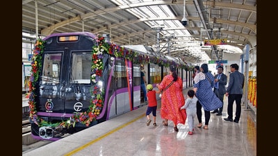 Currently, the Metro rail is operational between 6am and 10 pm every day. (HT PHOTO) Currently, the Metro rail is operational between 6am and 10 pm every day. (HT PHOTO)