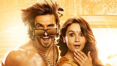 Ranveer Singh and Alia Bhatt in Rocky Aur Rani Kii Prem Kahaani Ranveer Singh and Alia Bhatt in Rocky Aur Rani Kii Prem Kahaani