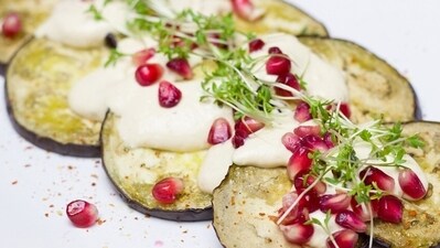 Eggplants are a rich source of magnesium, manganese, potassium, and copper that are important for healthy bones and improve bone mineral density. (Pixabay) Eggplants are a rich source of magnesium, manganese, potassium, and copper that are important for healthy bones and improve bone mineral density. (Pixabay)
