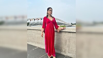 Nushrratt Bharuccha's ensemble comprises a hand-embroidered kurta paired with matching pants. (Instagram/@nushrrattbharuccha) Nushrratt Bharuccha's ensemble comprises a hand-embroidered kurta paired with matching pants. (Instagram/@nushrrattbharuccha)
