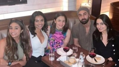 Ranbir Kapoor and Alia Bhatt with some fans in New York. Ranbir Kapoor and Alia Bhatt with some fans in New York.