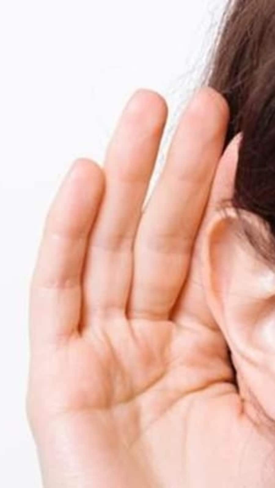 Age-related hearing loss is caused by the decrease of these cells' capacity to stretch in response to sound as we get older. (Shutterstock)
