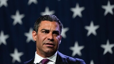 US presidential elections 2024: Republican presidential candidate Miami Mayor Francis Suarez speaks at the Republican Party of Iowa's 2023 Lincoln Dinner in Des Moines, Iowa. (AP)