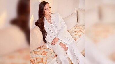 The ensemble hails from the renowned designer Payal Khandwala's clothing label. (Instagram/@diamirzaofficial) The ensemble hails from the renowned designer Payal Khandwala's clothing label. (Instagram/@diamirzaofficial)