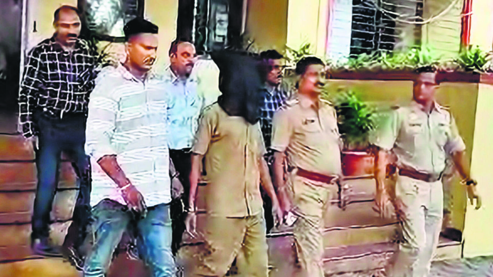 Teen killed, chopped into pieces by bro-in-law - Vimarsana News