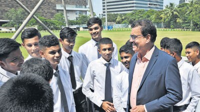 Former India captain Dilip Vengsarkar shares tales and lessons with top school cricketers at the HT-MSSA Awards Best School Cricketers Awards. (Photo by Prakash Parsekar)