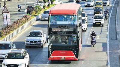 Mumbai, India - February 17, 2023: BEST held trial run of its electric air-conditioned (AC) double-decker bus on the road, at Marine Drive, in Mumbai, India, on Friday, February 17, 2023. (Photo by Anshuman Poyrekar/ Hindustan Times) (Anshuman Poyrekar/HT PHOTO) Mumbai, India - February 17, 2023: BEST held trial run of its electric air-conditioned (AC) double-decker bus on the road, at Marine Drive, in Mumbai, India, on Friday, February 17, 2023. (Photo by Anshuman Poyrekar/ Hindustan Times) (Anshuman Poyrekar/HT PHOTO)