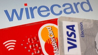 Mastercard and Visa credit cards (REUTERS)