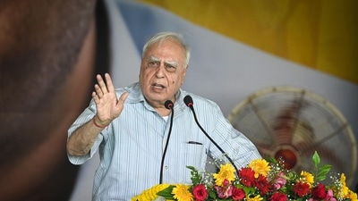 Kapil Sibal, senior leader addresses during the mega rally organized at Delhi's Ramlila Maidan. (Photo by Sanchit Khanna/ Hindustan Times) (Hindustan Times) Kapil Sibal, senior leader addresses during the mega rally organized at Delhi's Ramlila Maidan. (Photo by Sanchit Khanna/ Hindustan Times) (Hindustan Times)