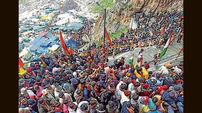 Last year, 3,65,000 Amarnath pilgrims had visited the holy shrine, the highest since 2016. (ANI)