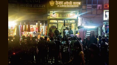 Liquor stores in NCR are recording a substantial increase in customers since the announcement of public holiday for G20 Summit. (Photo: Raj K Raj/ HT (For representational purposes only)) Liquor stores in NCR are recording a substantial increase in customers since the announcement of public holiday for G20 Summit. (Photo: Raj K Raj/ HT (For representational purposes only))