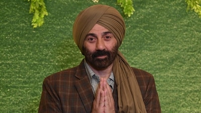 Sunny Deol recalls an episode of teasing a girl on street (AFP) Sunny Deol recalls an episode of teasing a girl on street (AFP)