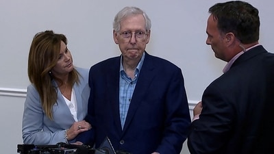 Top U.S. Senate Republican Mitch McConnell appears to freeze up for more than 30 seconds during a public appearance before he was escorted away, the second such incident in a little more than a month, after an event with the Northern Kentucky Chamber of Commerce in Covington, Kentucky, U.S. August 30, 2023 in a still image from video.  ABC Affiliate WCPO via REUTERS  NO RESALES. NO ARCHIVES. MANDATORY CREDIT (via REUTERS)