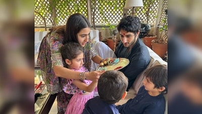 Sara Ali Khan and Soha Ali Khan's daughter Inaaya Naumi Kemmu tied Rakhi to their brothers Ibrahim Ali Khan, Taimur Ali Khan and Jeh Ali Khan. (Instagram/@saraalikhan95) Sara Ali Khan and Soha Ali Khan's daughter Inaaya Naumi Kemmu tied Rakhi to their brothers Ibrahim Ali Khan, Taimur Ali Khan and Jeh Ali Khan. (Instagram/@saraalikhan95)
