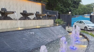 Shivling-shaped fountains near Dhaula Kuan in Delhi has drawn flak.