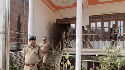 Police at the crime scene in Lucknow on Friday. (HT Photo) Police at the crime scene in Lucknow on Friday. (HT Photo)