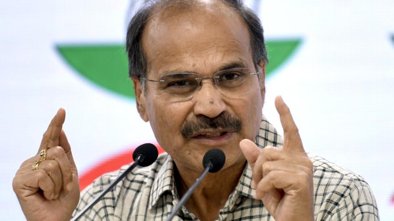 Govt names simultaneous polls panel; Adhir opts out - Vimarsana News