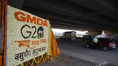 Floral decorations along the Naurangpur-Tauru Road ahead of the G20 meetin Nuh, on Saturday. (Parveen Kumar/HT) Floral decorations along the Naurangpur-Tauru Road ahead of the G20 meetin Nuh, on Saturday. (Parveen Kumar/HT)