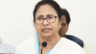 Trinamool Congress chief Mamata Banerjee raised the issue of finalising a manifesto quickly for the INDIA bloc. (HT) Trinamool Congress chief Mamata Banerjee raised the issue of finalising a manifesto quickly for the INDIA bloc. (HT)